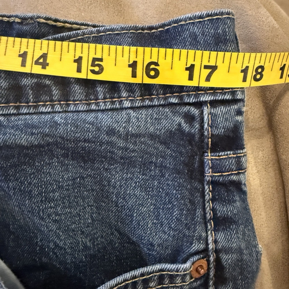 Levis 550 Jeans Mens 38x34 (fits 36x32.5) Blue Denim Pants - Picture 7 of 8